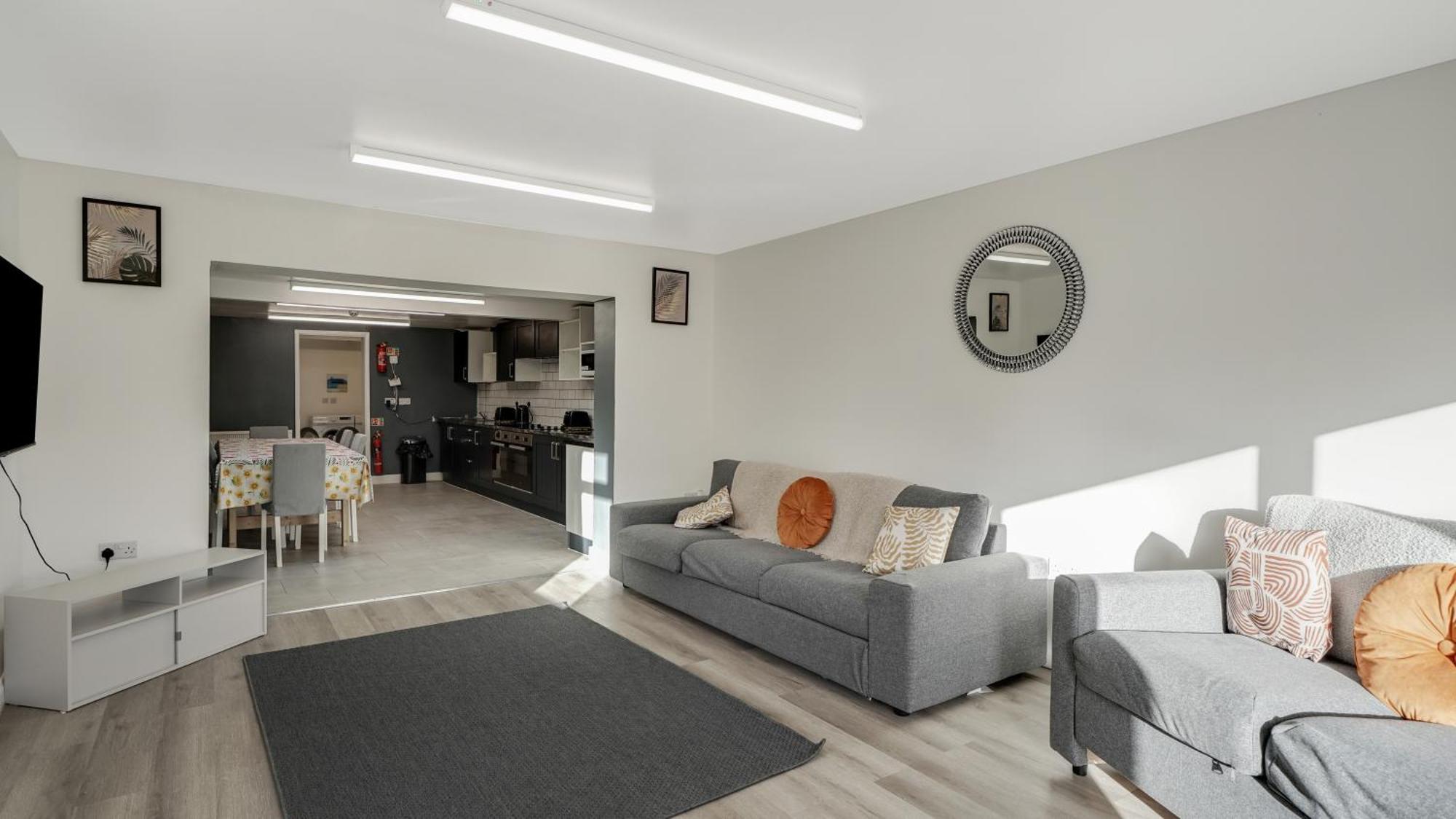 Comfy Double En-Suite Room In Barking 바킹 외부 사진